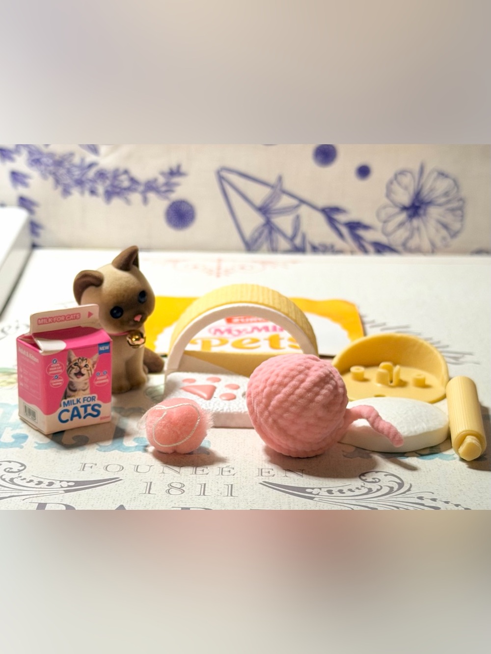 Mini Brands Pets